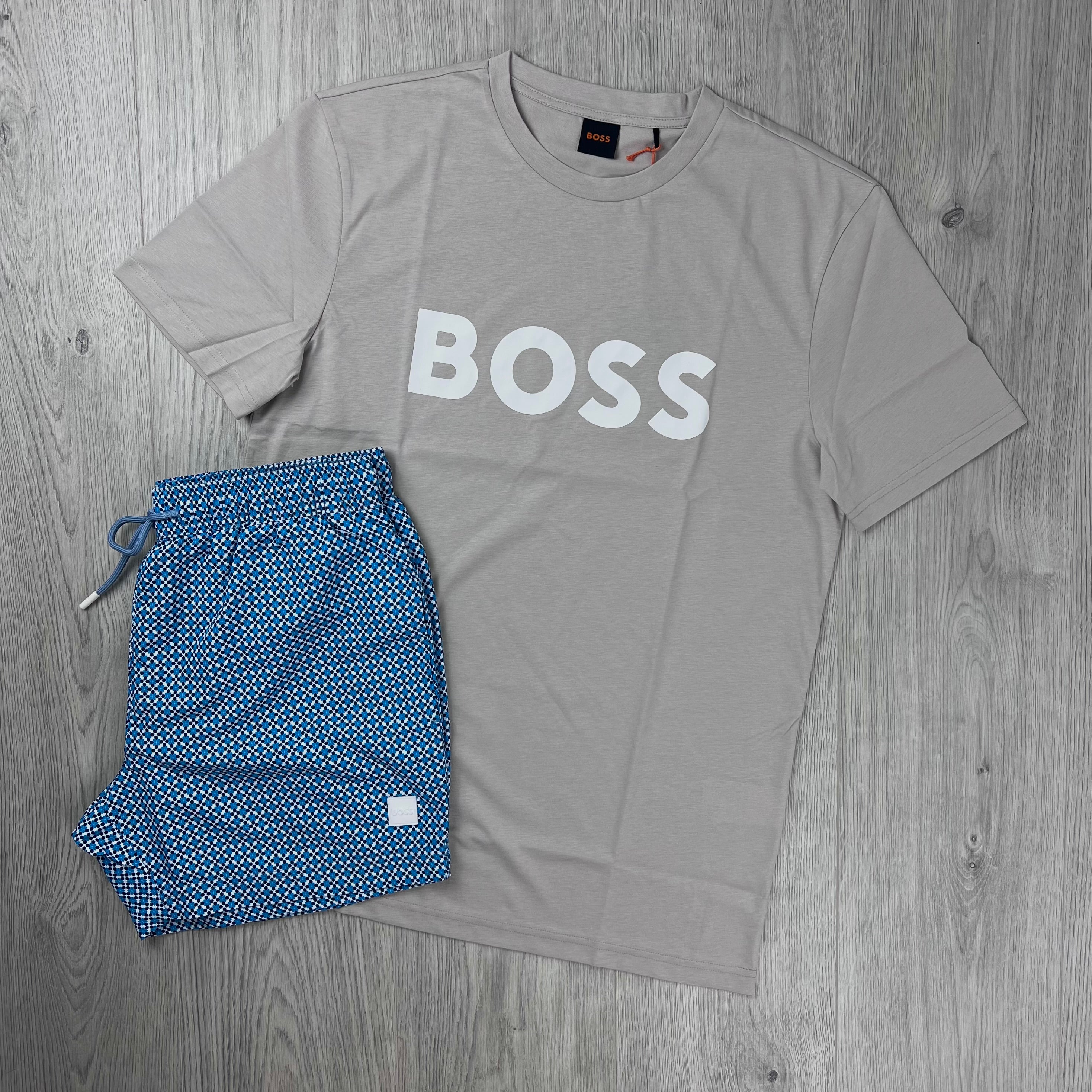 Hugo Boss Holiday Set - Grey/Blue