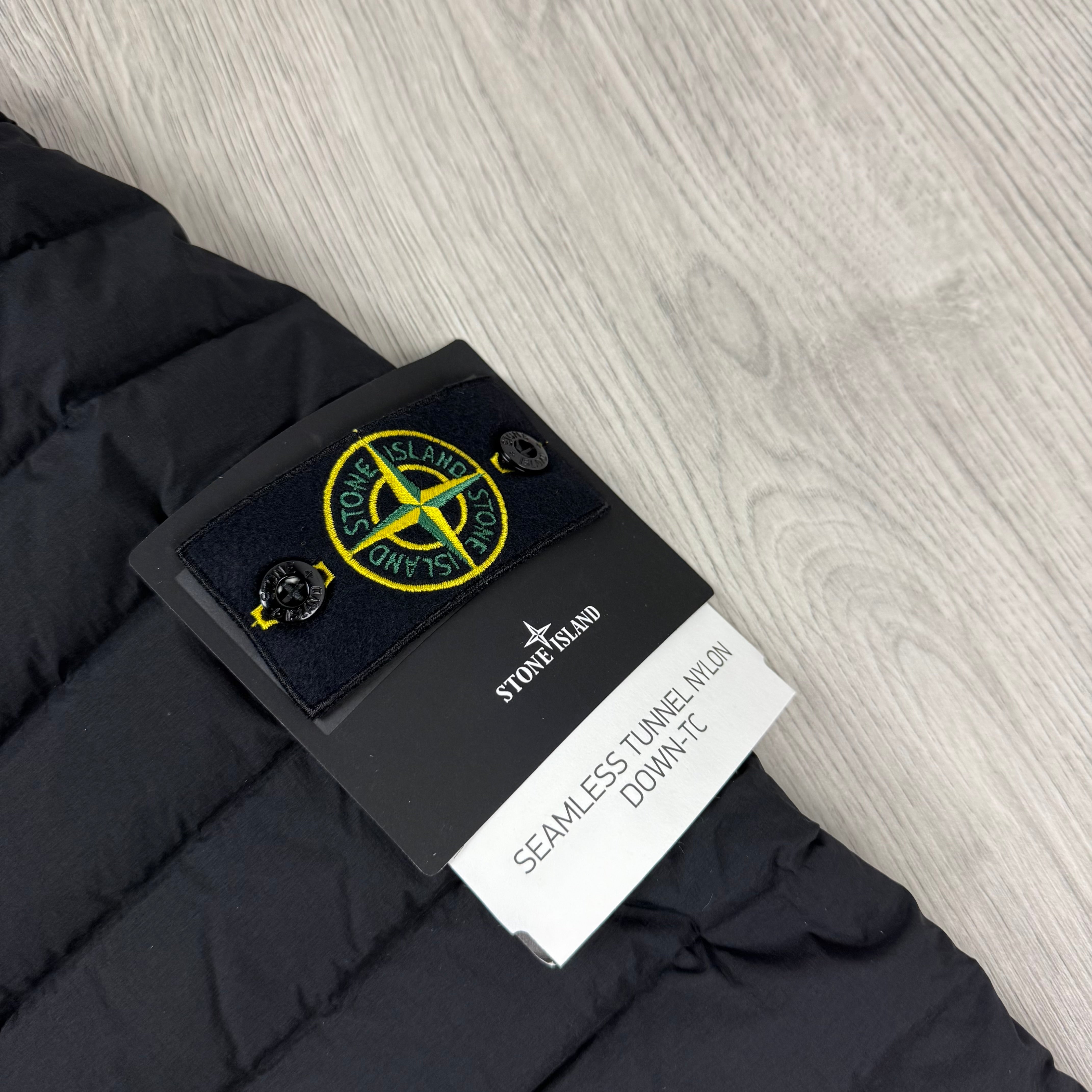 Stone Island Seamless Down Jacket - Black