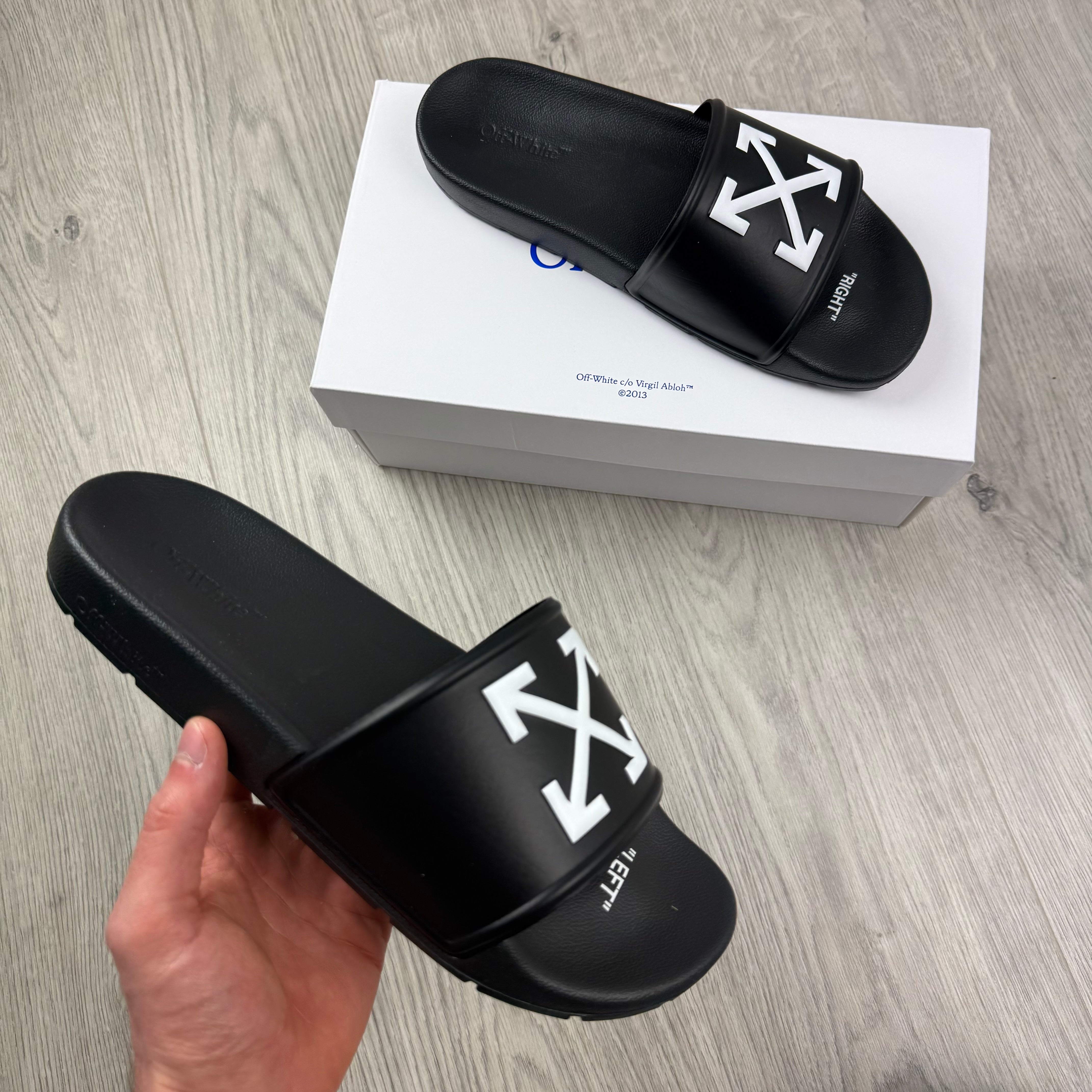 Off-White 'Arrow' Slides - Black