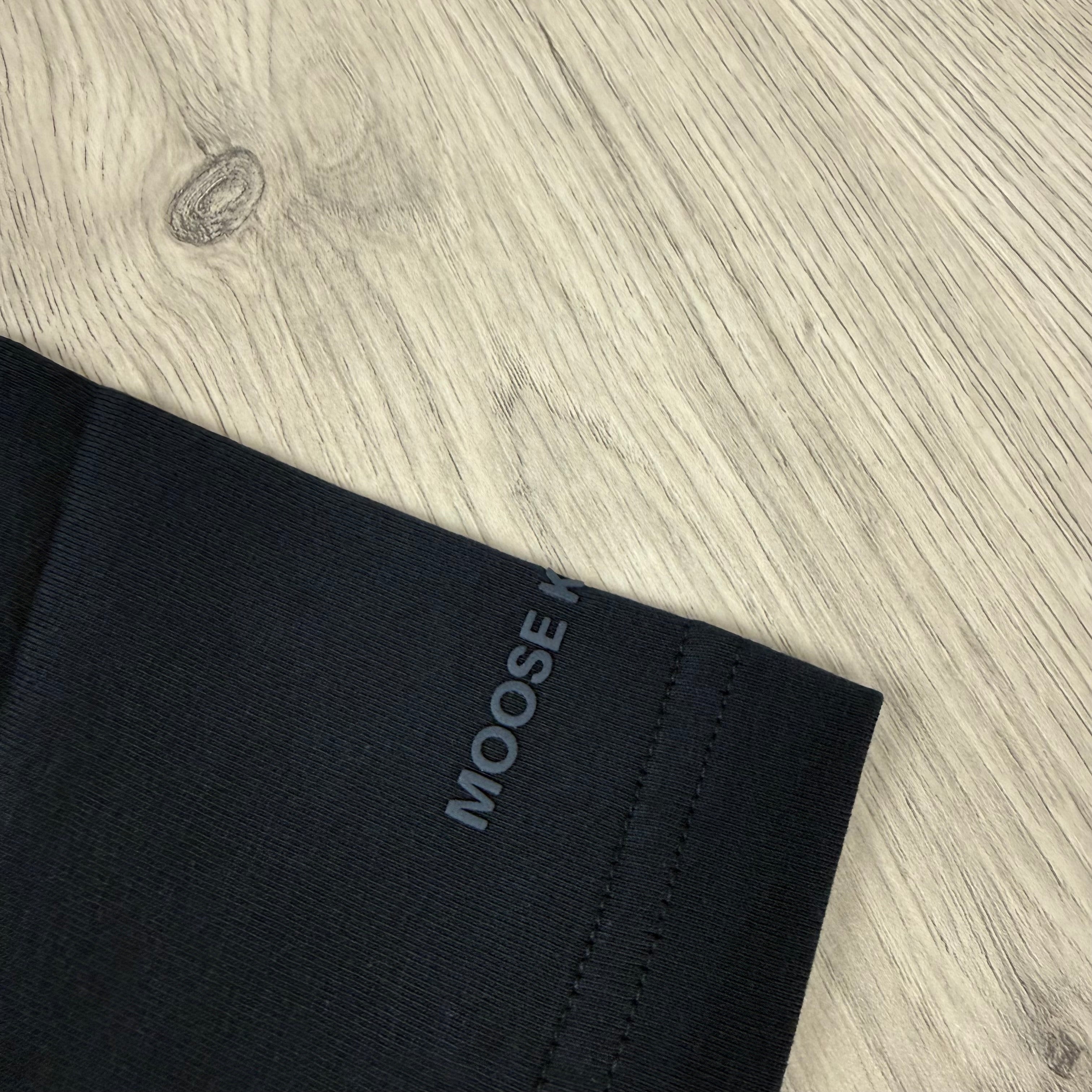 Moose Knuckles 'Crescent' T-Shirt - Navy