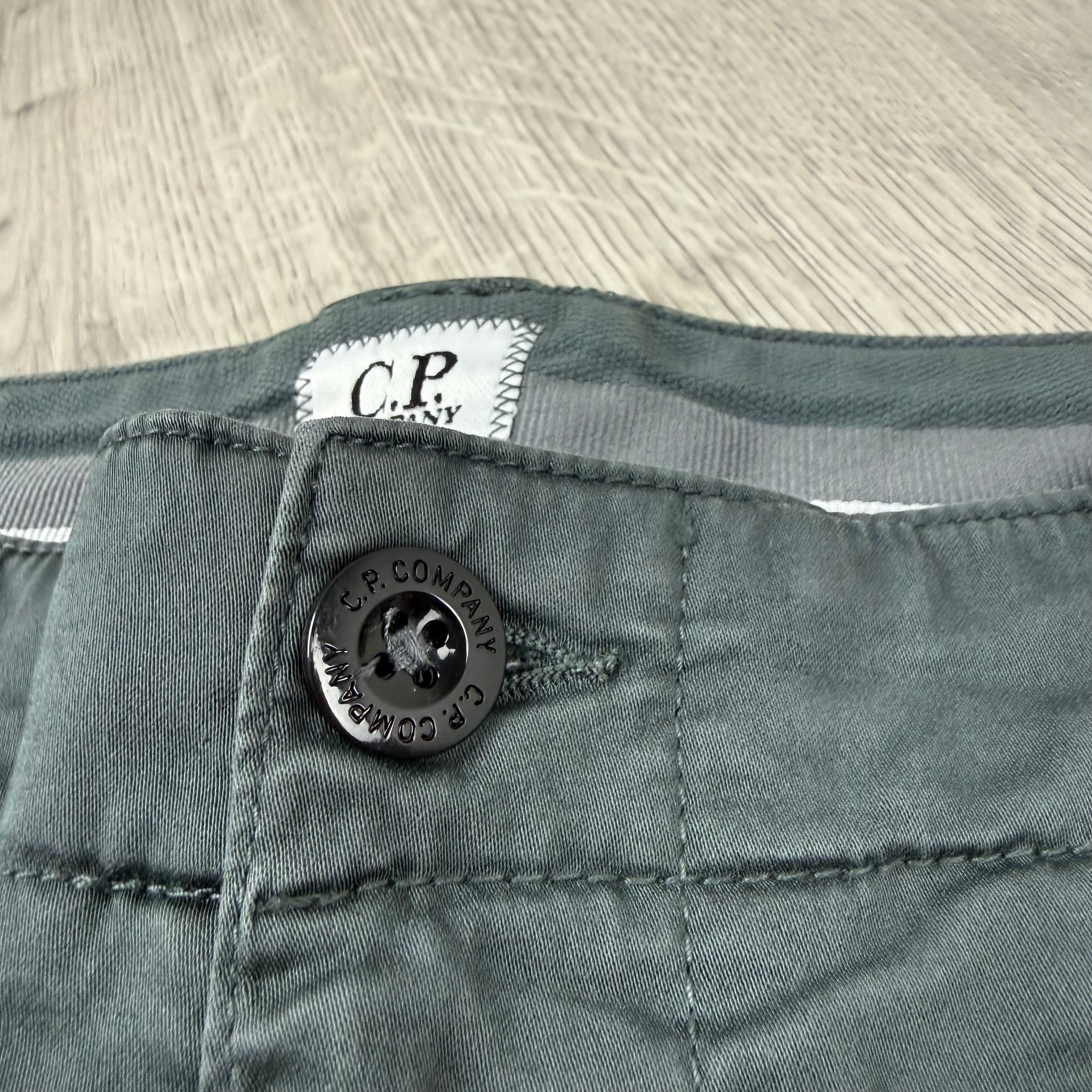 CP Company Cargo Shorts - Gunmetal