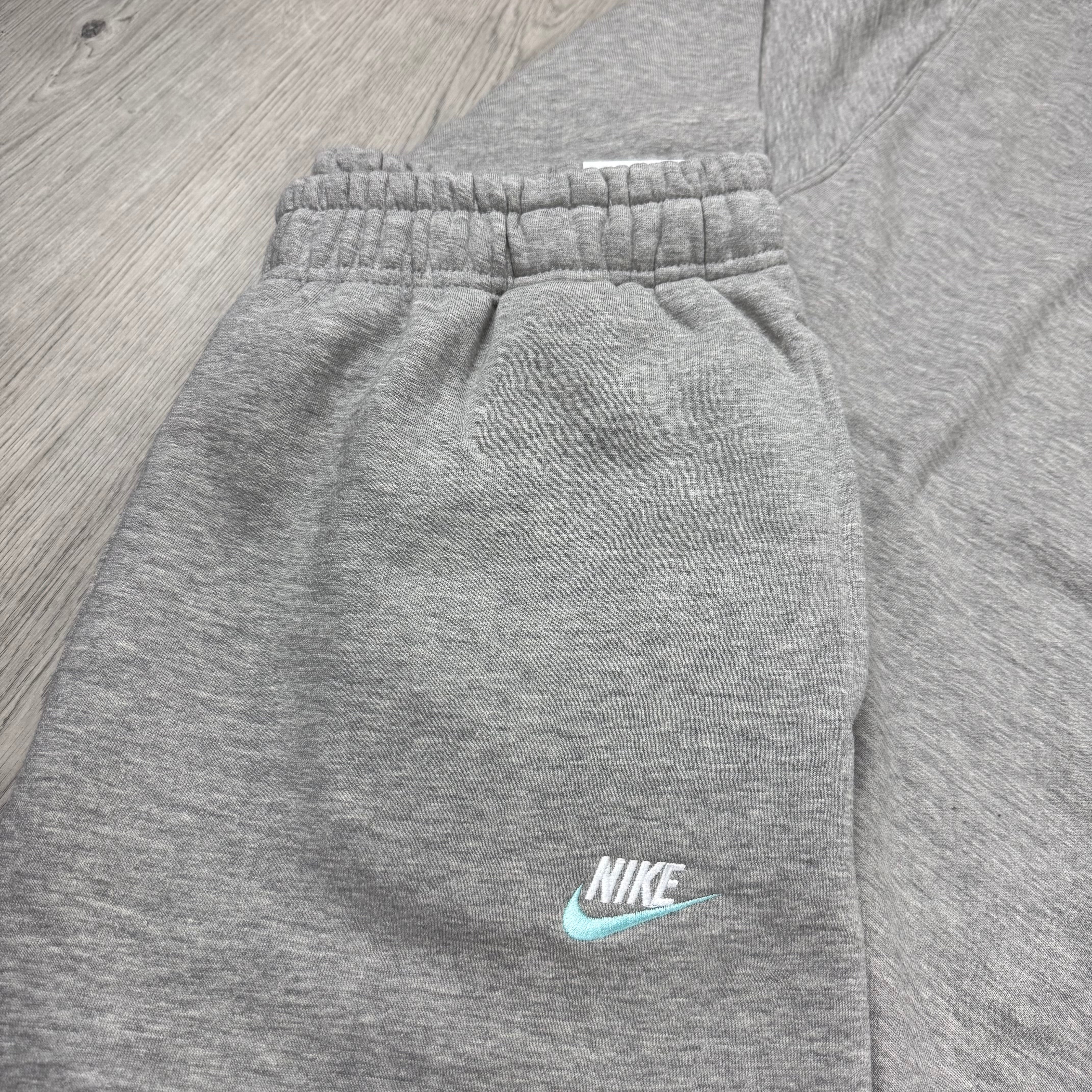 Nike Club Tracksuit - Grey