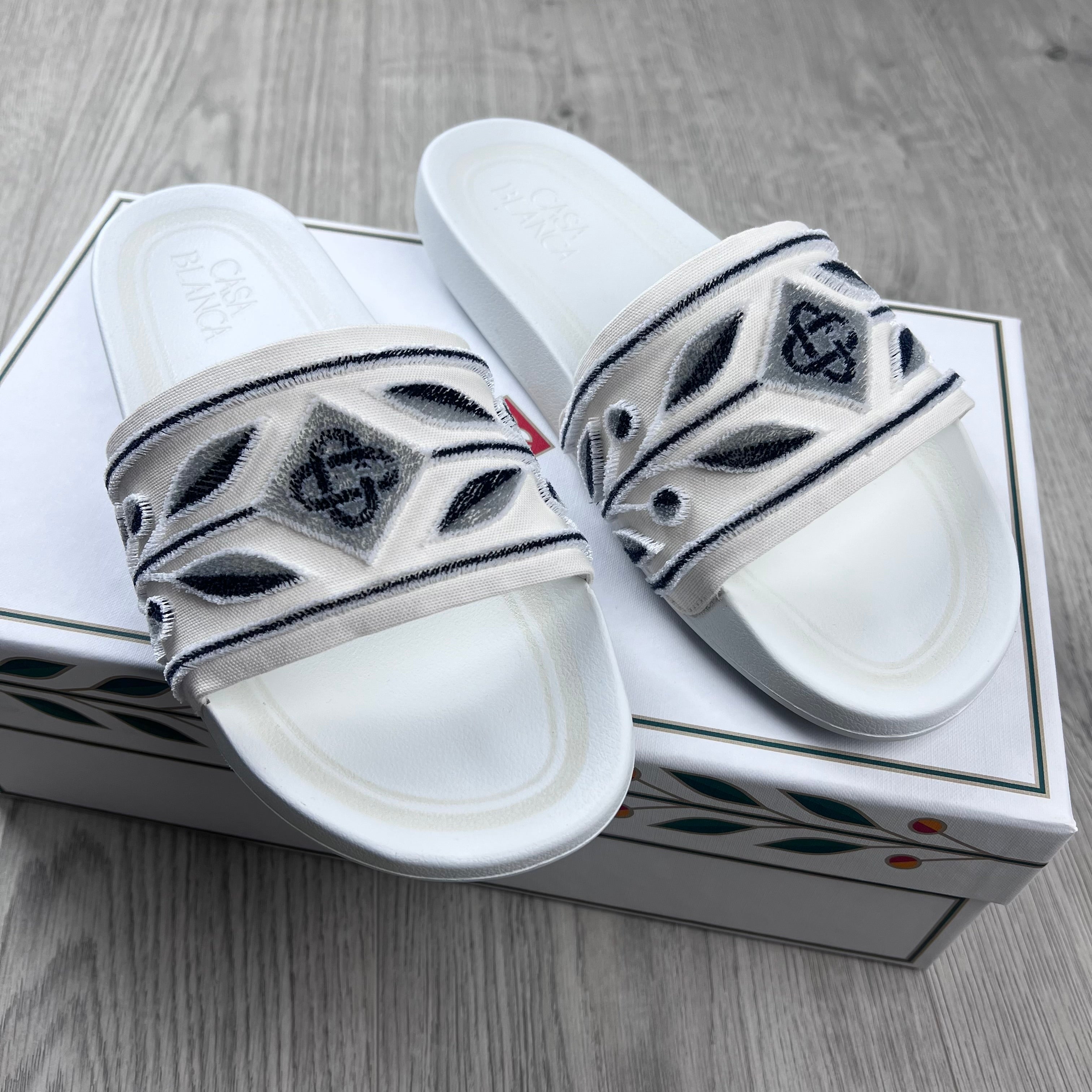 Casablanca Laurel Terry Slides - White