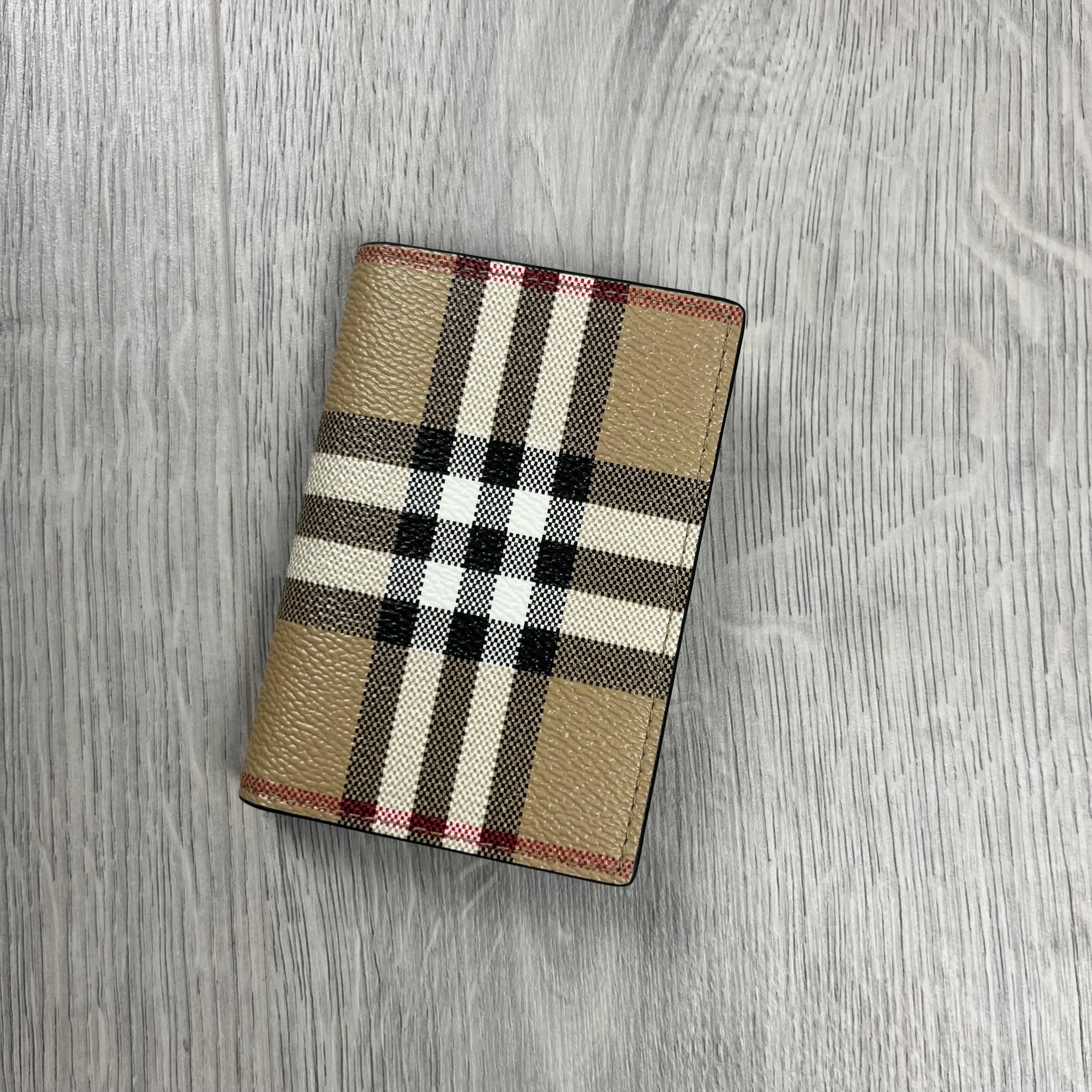 Burberry Bifold Wallet - Beige