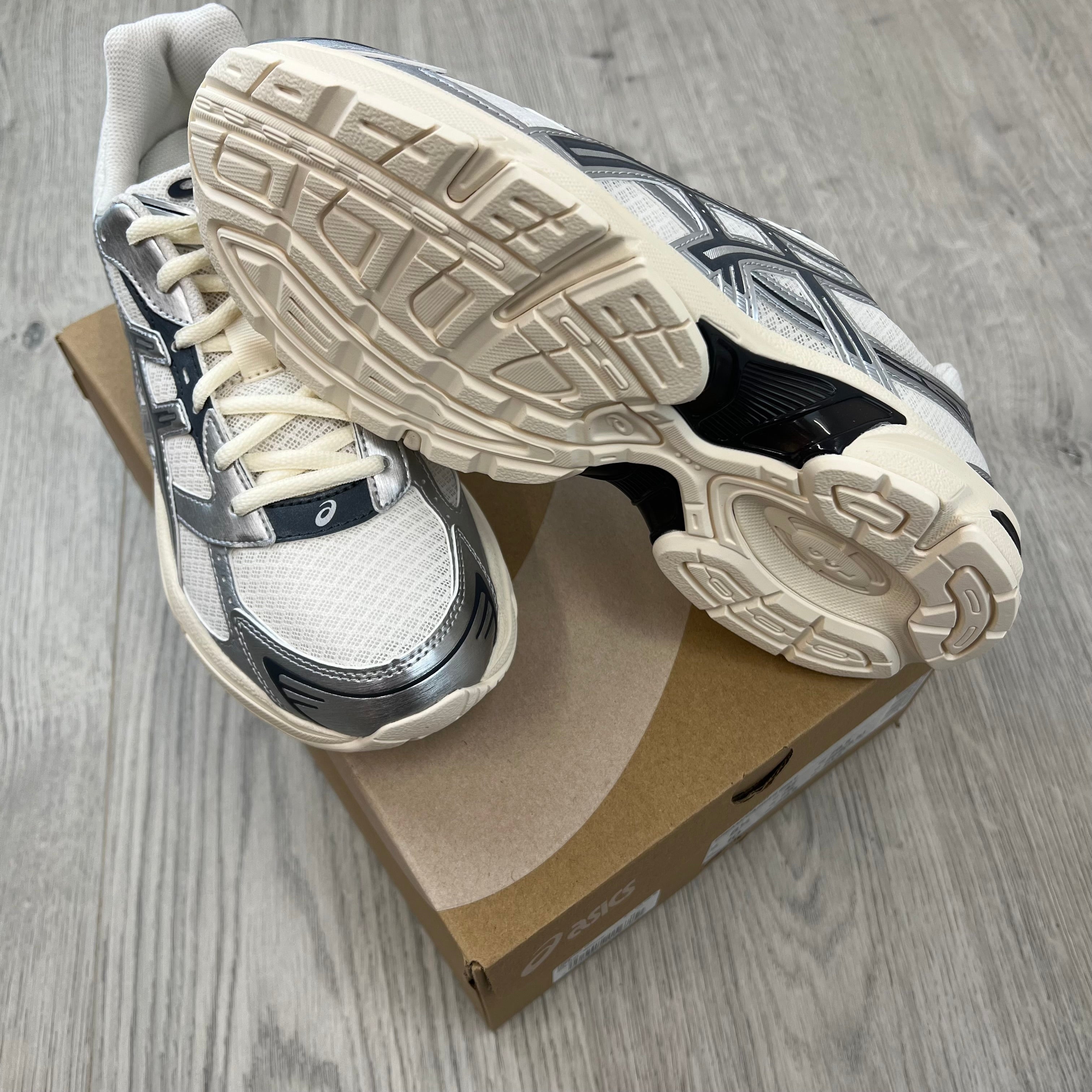 Asics 'GEL-1130' Sneakers - Cream/Carrier Grey