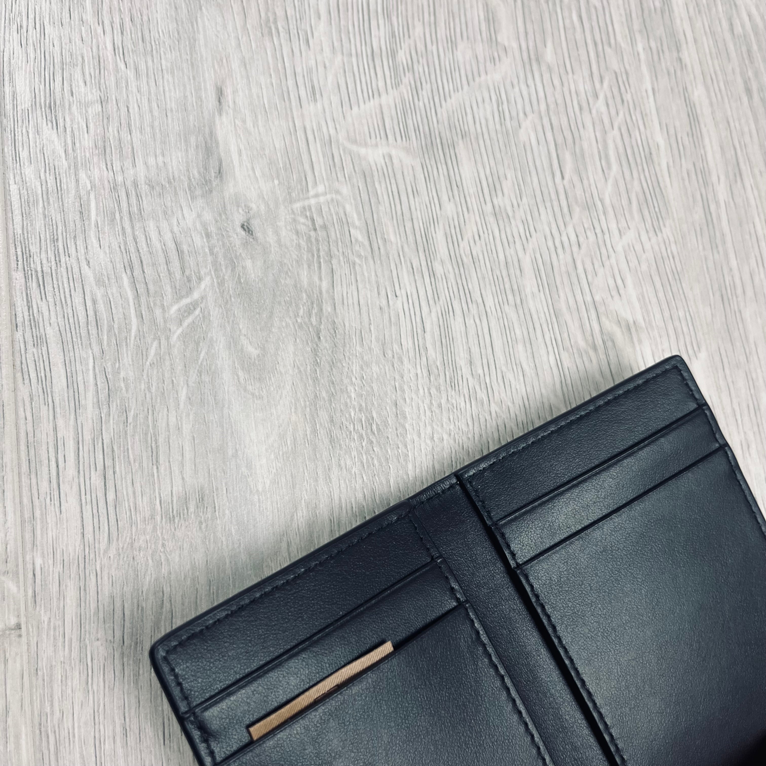 Burberry Bifold Wallet - Beige