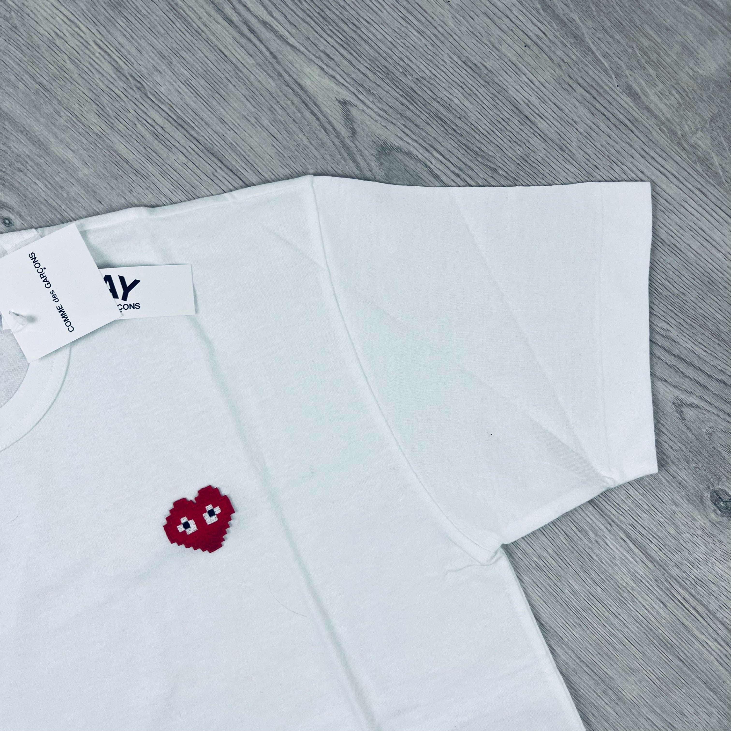 Comme des Garçons PLAY T-Shirt - White