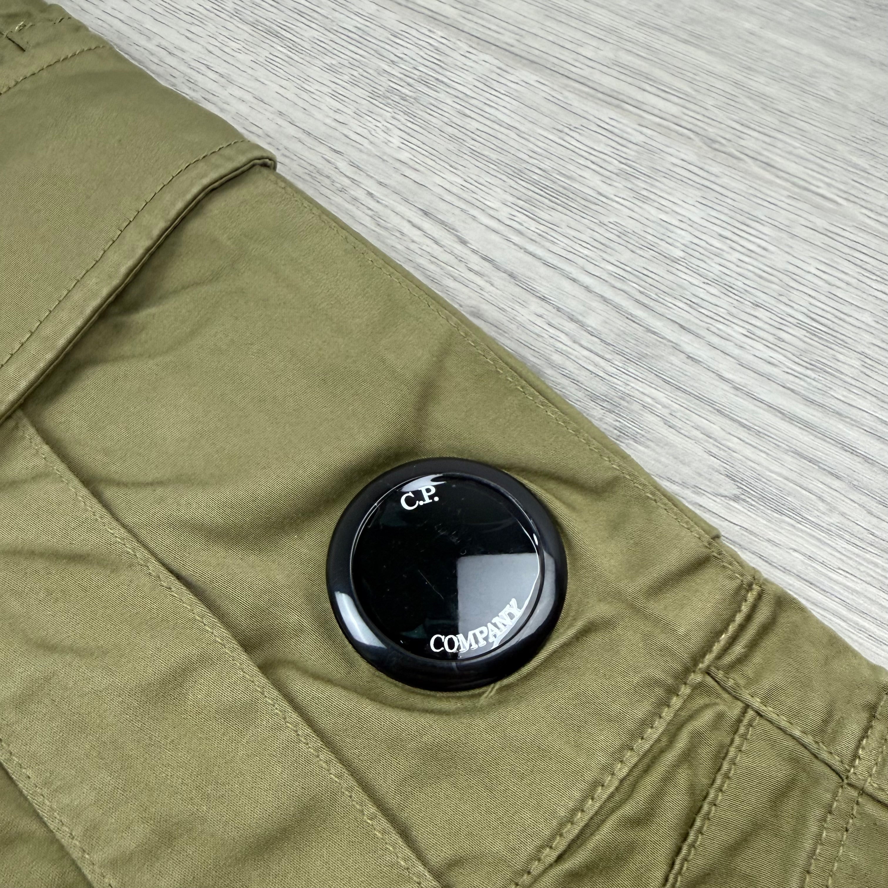 CP Company Cargo Shorts - Dried Herb