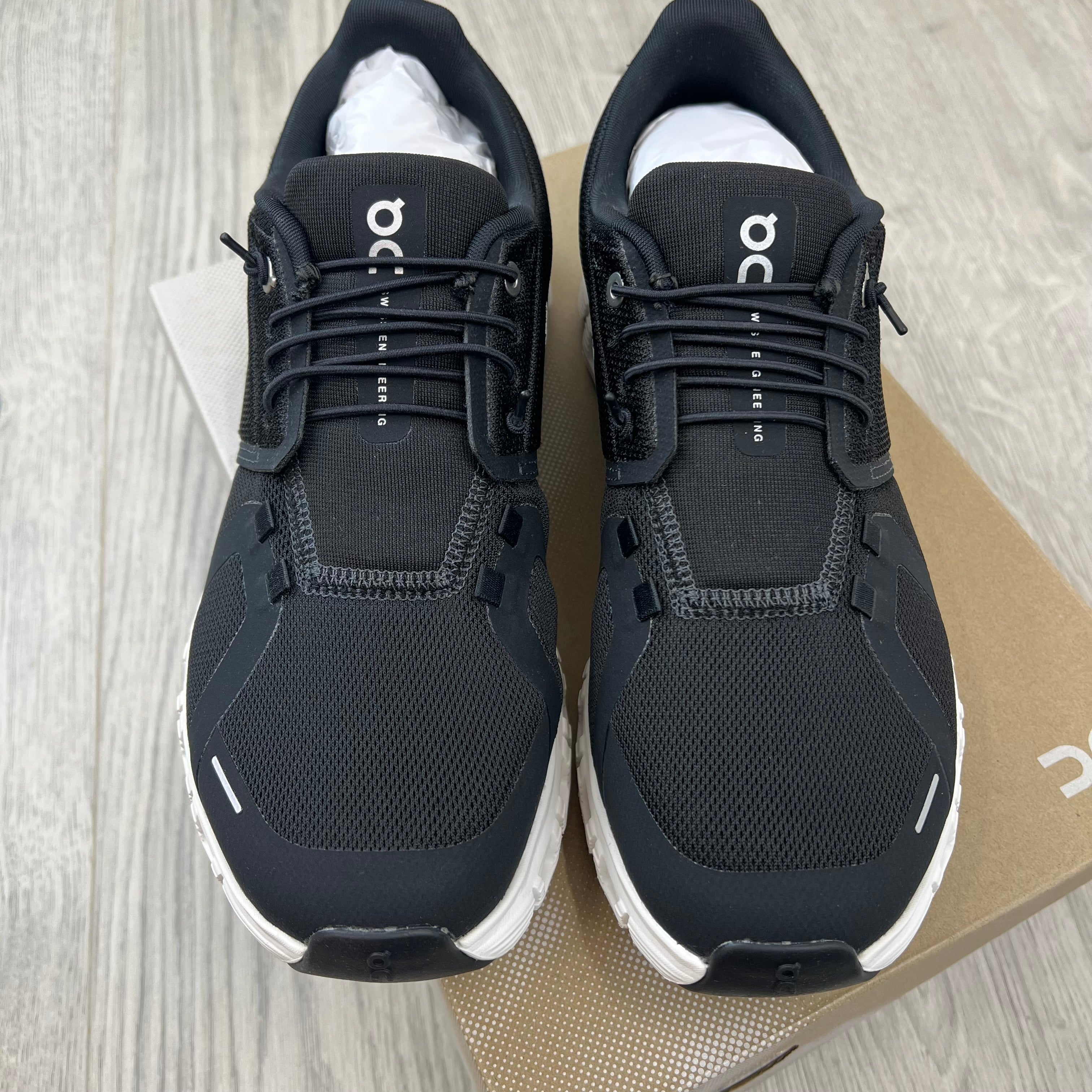 On Running 'Cloud 6' Sneakers - Black