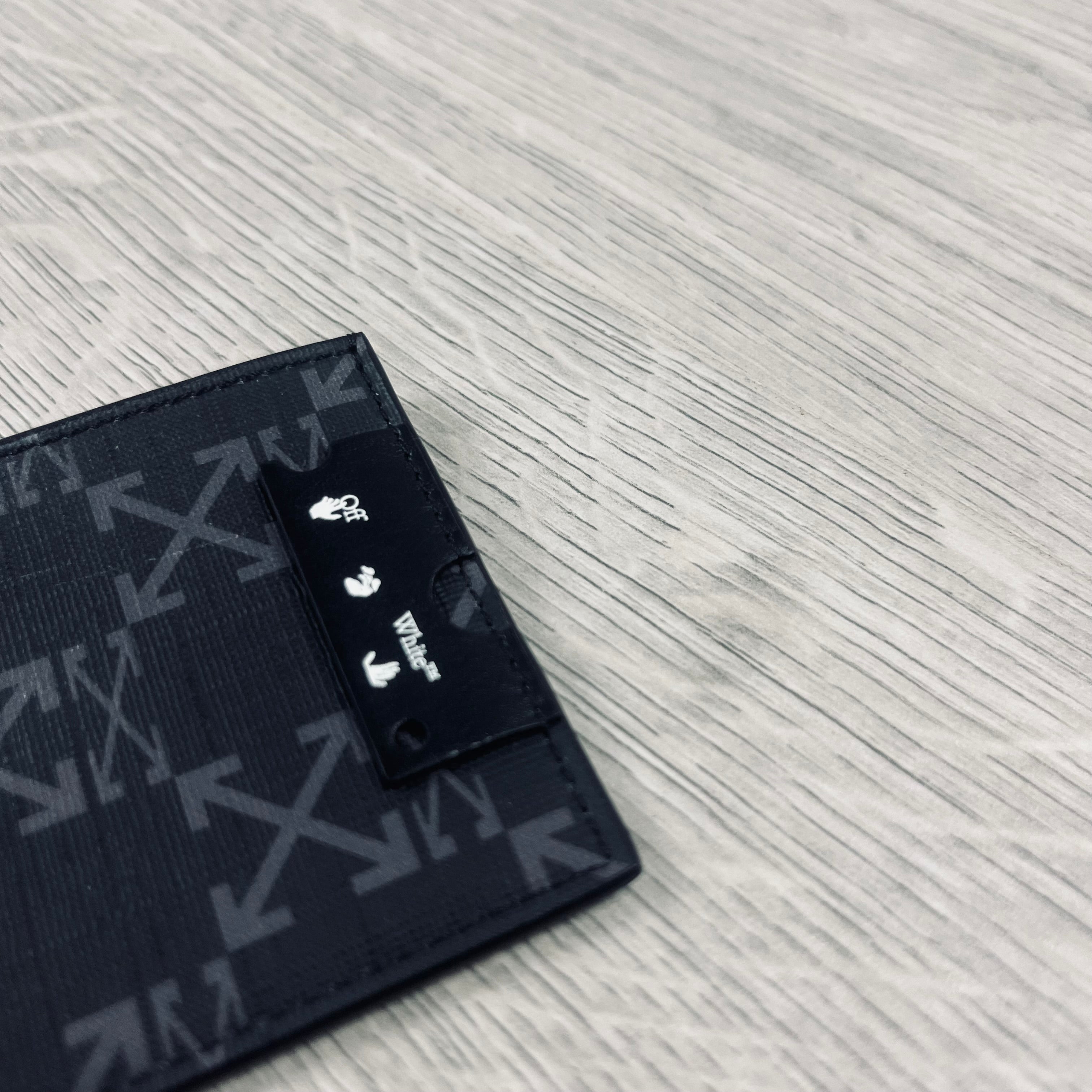 Off-White Monogram Cardholder in Black. On sale at Open Attire.