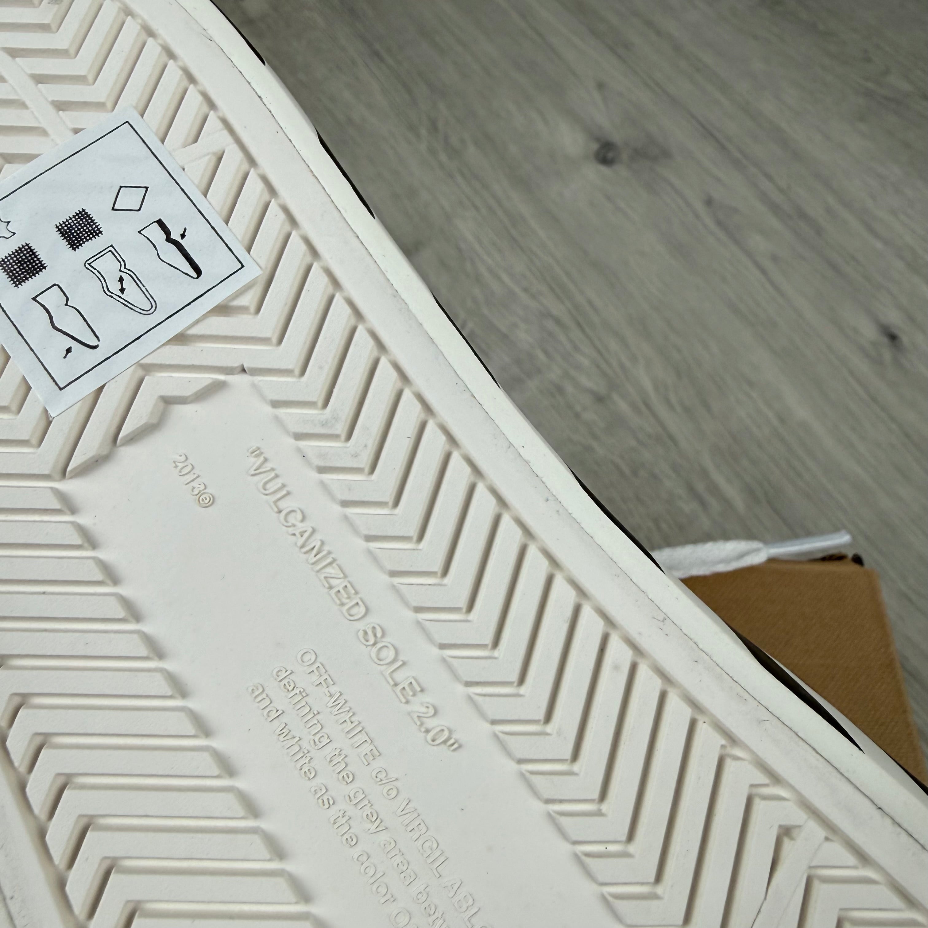 Off-White 'Vulcanized Undercut' Sneakers - White