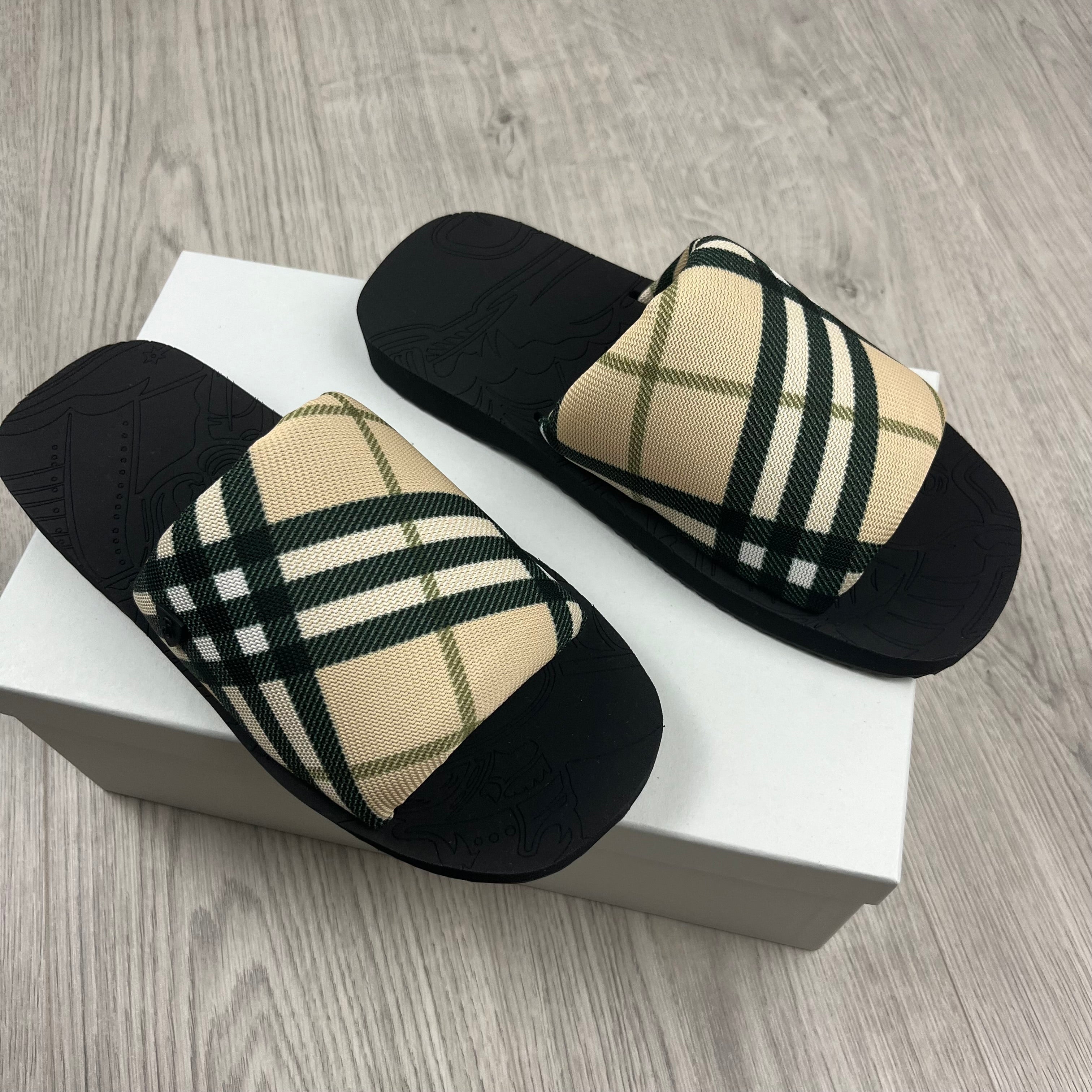 Burberry 'Trek' Slides in Grain Check. On sale at Open Attire.