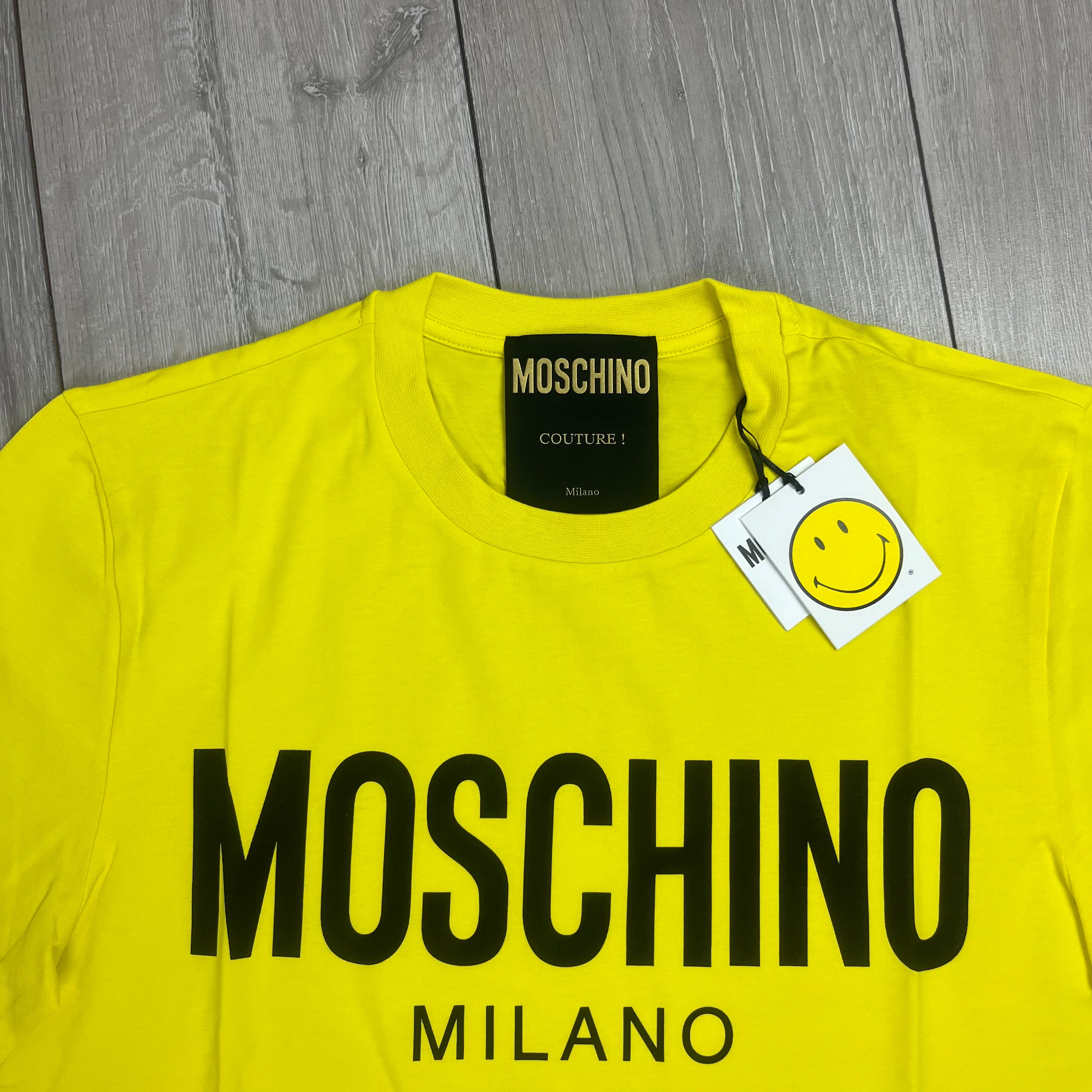 Moschino Smiley T-Shirt - Yellow