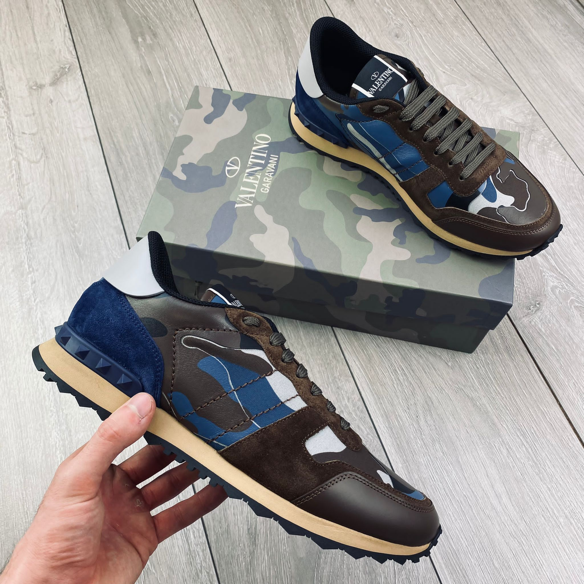 Valentino Rockrunner Sneakers