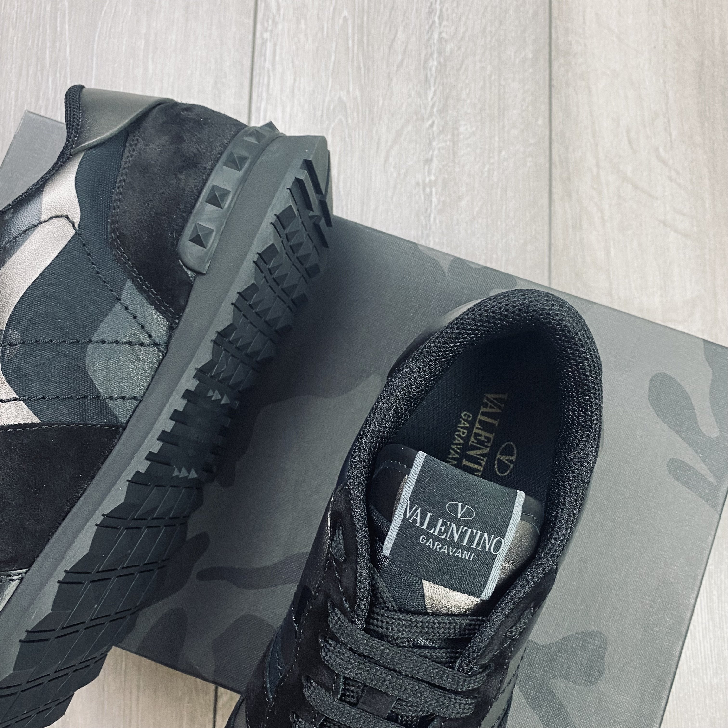 Valentino Rockrunner Sneakers