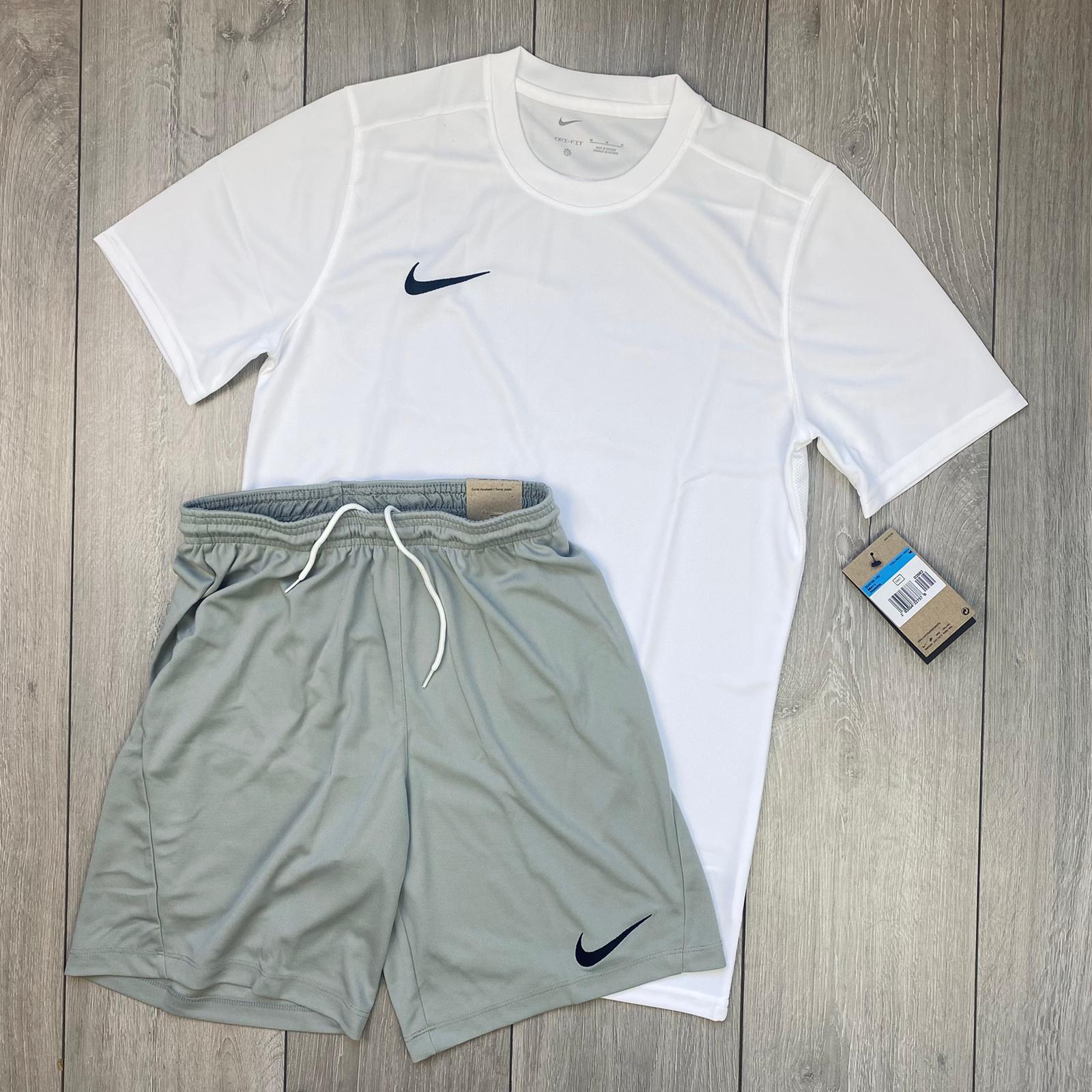 Nike Dri-Fit Set - White/Grey