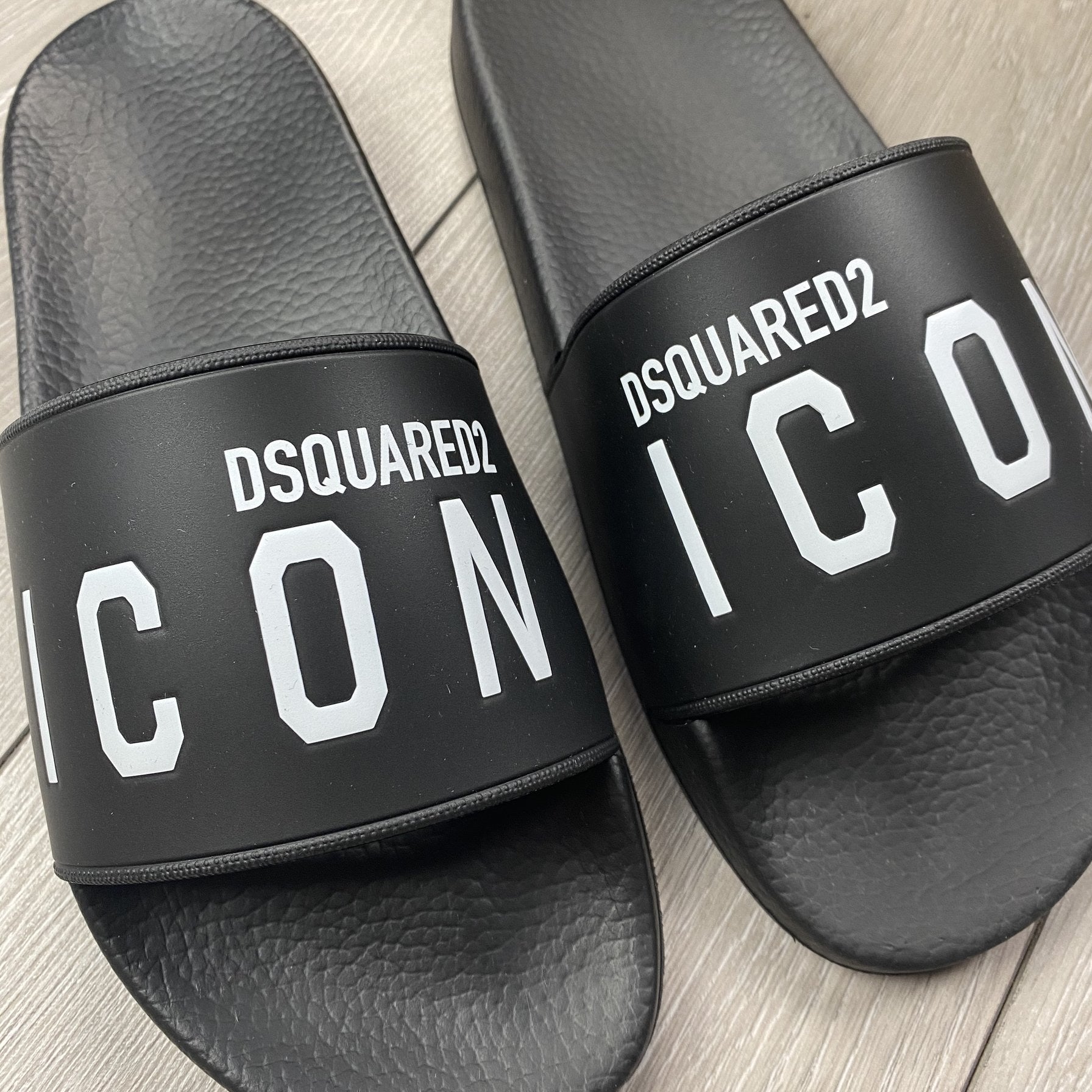 DSQUARED2 ICON Slides - Black